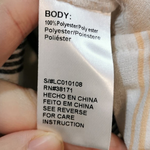 Lucca Couture
Women's Off The Shoulder Tops - Picture 9 of 10